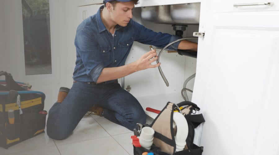 Local annual plumbing maintenance in Jacksonville Beach, FL